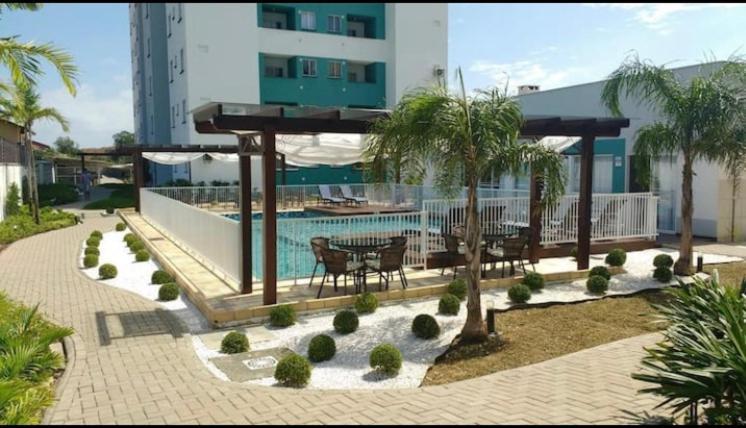 Apto em Easy Club encantador com piscina. Piçarras Exterior foto